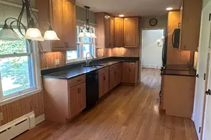 43 Margaret Cir, Naugatuck, CT 06770 - Photo 17