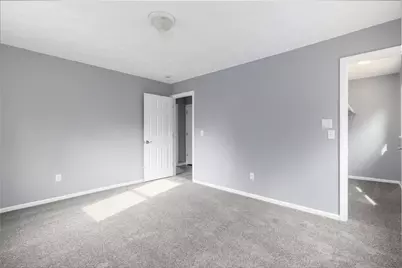 21 Longwood Drive, Naugatuck, CT 06770 - Photo 9