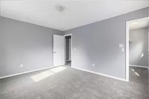 21 Longwood Dr, Naugatuck, CT 06770 - Photo 9