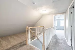 21 Longwood Dr, Naugatuck, CT 06770 - Photo 17