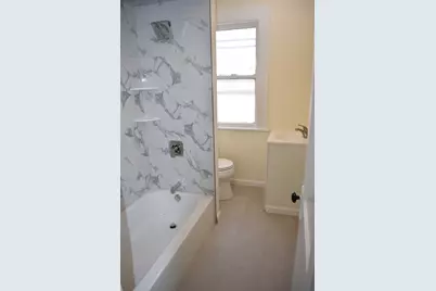 47 Gem Avenue, Bridgeport, CT 06606 - Photo 13