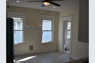 47 Gem Avenue, Bridgeport, CT 06606 - Photo 7