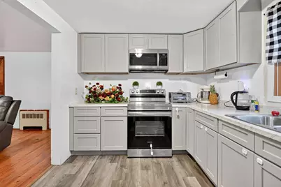 170 Woodland Street, Windsor, CT 06095 - Photo 5