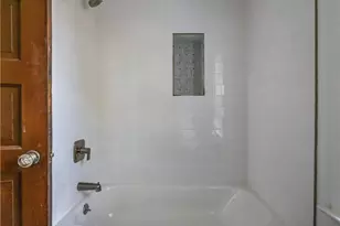 18 Graves Ave, Guilford, CT 06437 - Photo 23