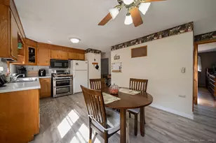 66 Elizabeth Ann Dr, New Haven, CT 06512 - Photo 25