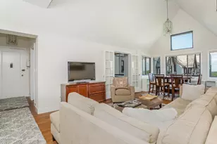 47 Lafayette Pl, Greenwich, CT 06830 - Photo 7