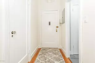 47 Lafayette Pl, Greenwich, CT 06830 - Photo 5