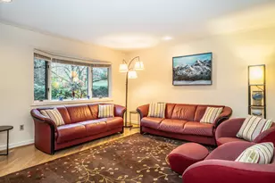 34 Cary Ln, Bloomfield, CT 06002 - Photo 17