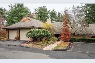 34 Cary Lane #34, Bloomfield, CT 06002 - Photo 1