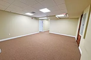 17 Elizabeth St, Derby, CT 06418 - Photo 5