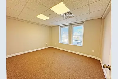 17 Elizabeth Street #E-4, Derby, CT 06418 - Photo 13