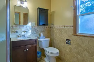 123 Beverly Dr, Bridgeport, CT 06610 - Photo 23