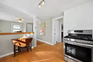 50 Acadia St, West Hartford, CT 06119 - Photo 9