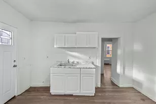 127 Pearl St, Waterbury, CT 06704 - Photo 13