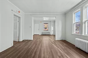 127 Pearl St, Waterbury, CT 06704 - Photo 3