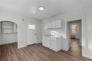 127 Pearl St, Waterbury, CT 06704 - Photo 9