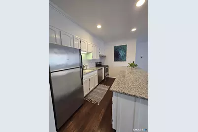 15 Victory Street #APT 1, Stamford, CT 06902 - Photo 5