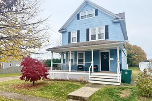 419 Huntington Rd, Stratford, CT 06614 - Photo 1