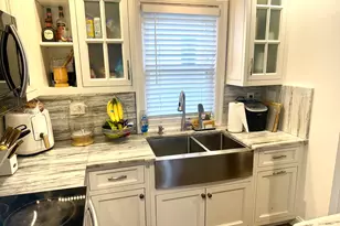 419 Huntington Rd, Stratford, CT 06614 - Photo 7