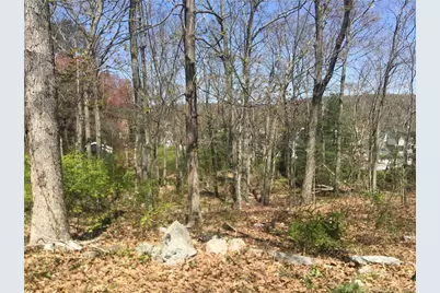 22 Horseshoe Road, Wilton, CT 06897 - Photo 3