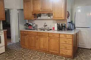 78 Tucker Ave, Watertown, CT 06779 - Photo 3