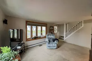 63 Maple Ridge Dr, Somers, CT 06071 - Photo 9