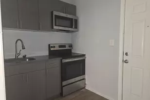 25 Whittier St, Bridgeport, CT 06605 - Photo 1