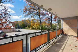 80 Cartright St, Bridgeport, CT 06604 - Photo 9