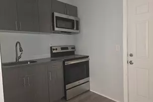 25 Whittier St, Bridgeport, CT 06605 - Photo 1