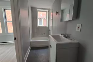 25 Whittier St, Bridgeport, CT 06605 - Photo 3