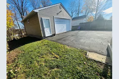 227 Amherst Street, New Britain, CT 06053 - Photo 21