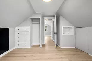 16 Greenway Pl, Meriden, CT 06451 - Photo 17