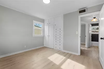 16 Greenway Place, Meriden, CT 06451 - Photo 7