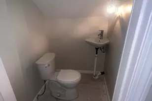 121 Pond Lily Ave, New Haven, CT 06515 - Photo 11