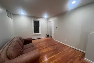 121 Pond Lily Ave, New Haven, CT 06515 - Photo 13