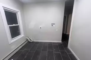 121 Pond Lily Ave, New Haven, CT 06515 - Photo 7