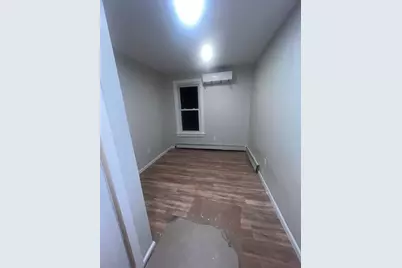 121 Pond Lily Avenue, New Haven, CT 06515 - Photo 3