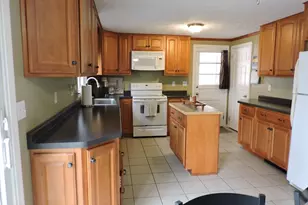 30 David St, Enfield, CT 06082 - Photo 3