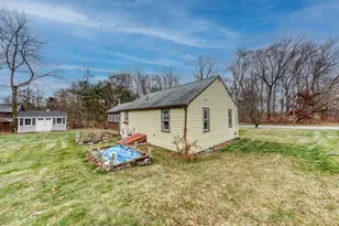 83 Morin Ave, Coventry, CT 06238 - Photo 5