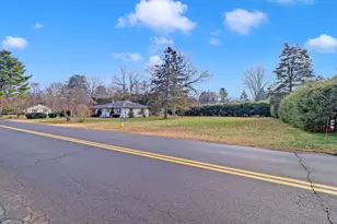 60 Frost St, Southington, CT 06489 - Photo 3