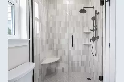 9 June Drive, North Haven, CT 06473 - Photo 7