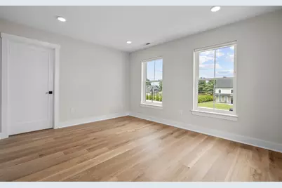 9 June Drive, North Haven, CT 06473 - Photo 11