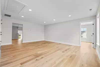 9 June Drive, North Haven, CT 06473 - Photo 9