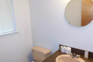 98 High Path Rd, Windsor, CT 06095 - Photo 7