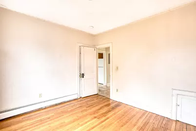 429 New Britain Avenue #3rd FL, Hartford, CT 06106 - Photo 13