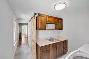 1070 Enfield St, Enfield, CT 06082 - Photo 19