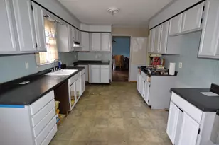 41 Pepperbush Ln, Fairfield, CT 06824 - Photo 5