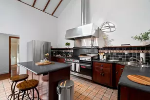 381 W Mountain Rd, Ridgefield, CT 06877 - Photo 9