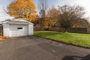 68 Valentino Dr, Waterbury, CT 06704 - Photo 23