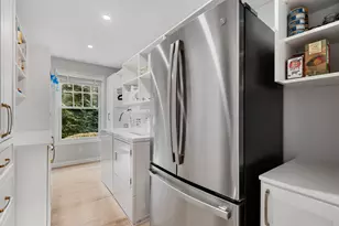 338 Orchard Hill Ln, Fairfield, CT 06824 - Photo 17